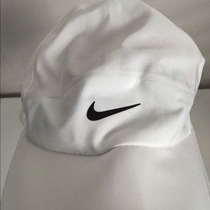 White womens nike hat