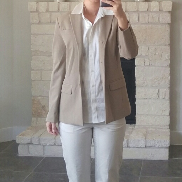 The Limited Tan / Light Beige Blazer Size 2 / XS