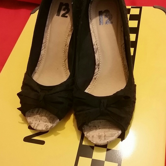 black espadrilles - Picture 2 of 2