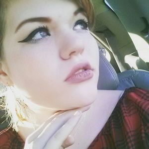 Meet your Posher, Annalisa