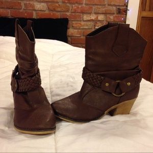 Brown boots