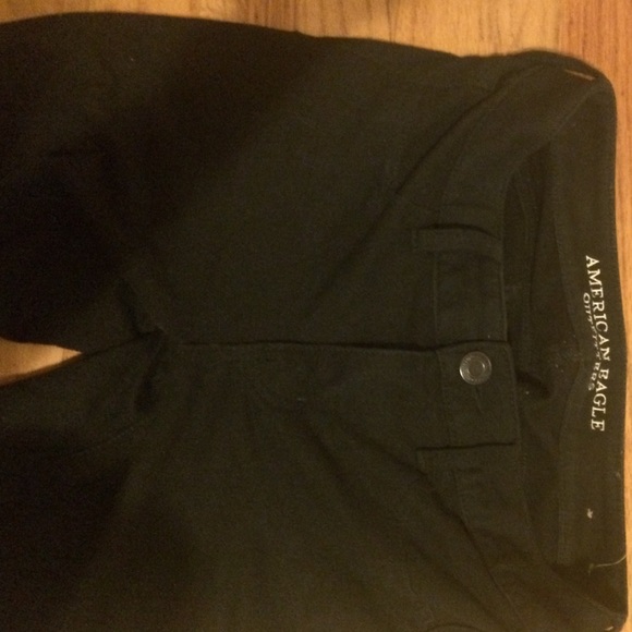 Gently used American Eagle black jeggings