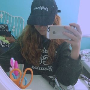 Meet your Posher, Annie