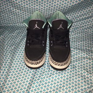 Jordan (Tiffany blue) retros