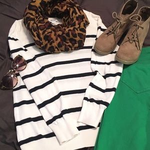 Old Navy Striped Crew Neck Sweater