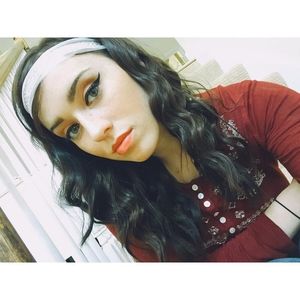 Meet your Posher, Stacia