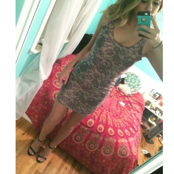 American apparel lace nylon dress - Picture 2 of 4