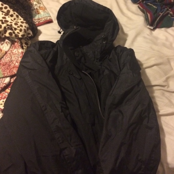 DO NOT BUY RESERVED BLACK WINDBREAKER