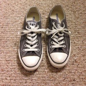 Gray converse sneakers