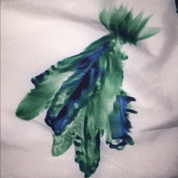 Romper - Picture 2 of 4