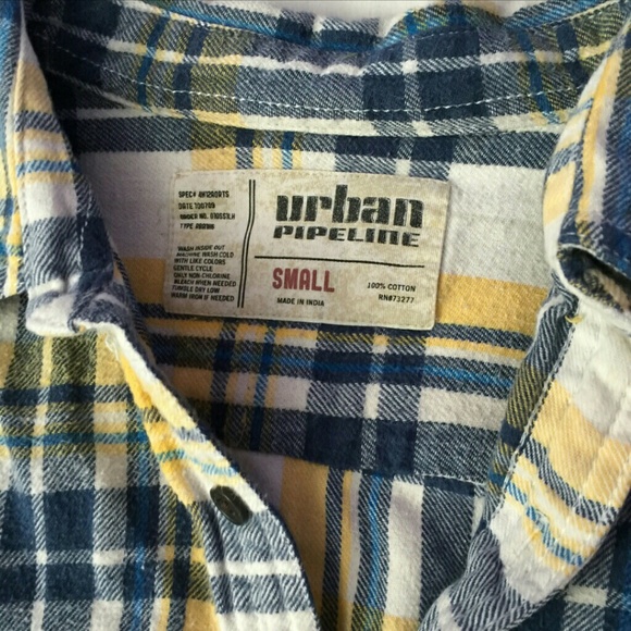 ❌ NOT FOR SALE ❌ Plaid Flannel - Picture 3 of 3