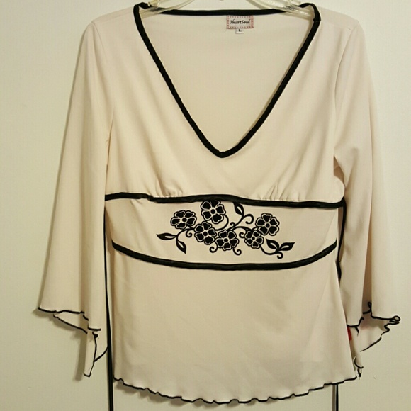 Black and White Ruffle top