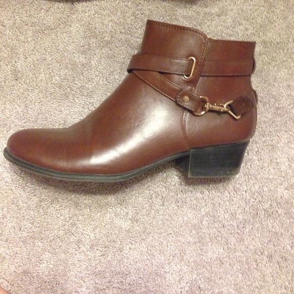 Brown ankle boots