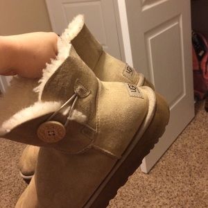 Genuine uggs