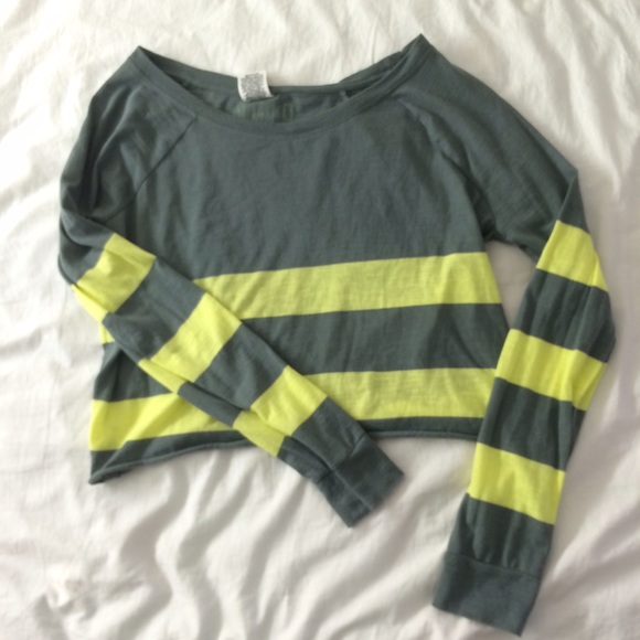 Victoria's Secret PINK Cropped T-Shirt