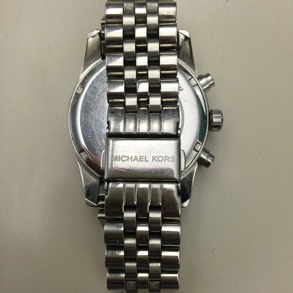 MICHAEL KORS LADIES CHRONOGRAPH WATCH - Picture 3 of 4