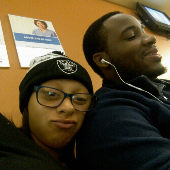 Meet your Posher, Sabrina - Picture 1 of 1