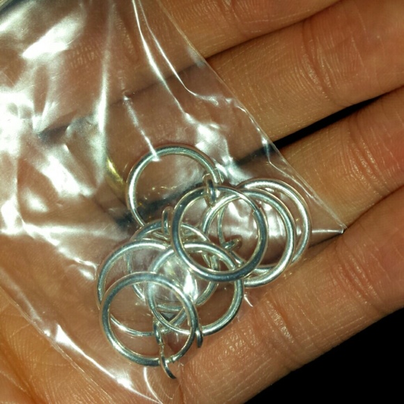 Fake nose &nd lip rings