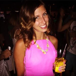 Meet your Posher, Caitlyn