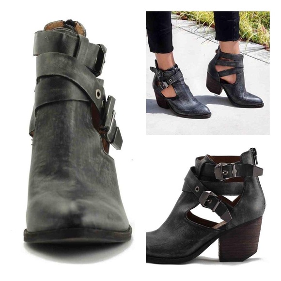 🌟 SOLD! 🌟Jeffrey Campbell Everwell Booties - Picture 3 of 4