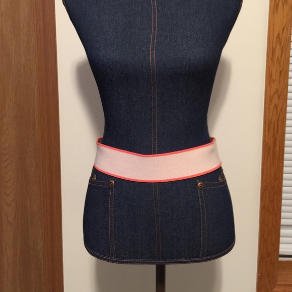 Fossil Rivet Belt - Picture 2 of 2