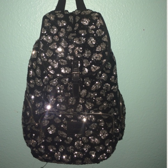 VS PINK sparkly cheetah backpack!