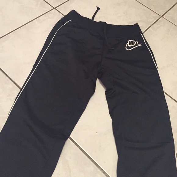 Nike joggers