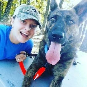 Meet your Posher, Nicole