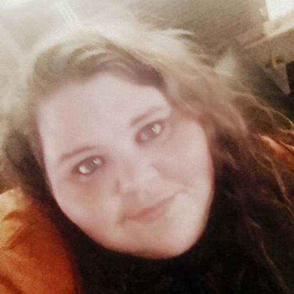 Meet your Posher, Shea - Picture 1 of 1