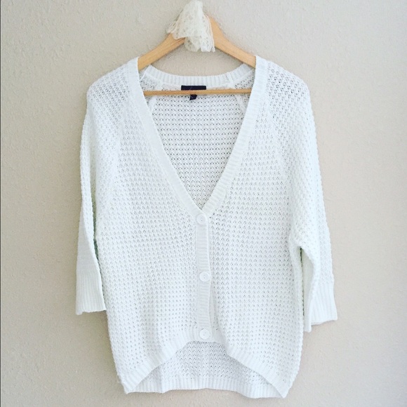 ❌SOLD❌White quarter sleeve cardigan - Picture 1 of 1
