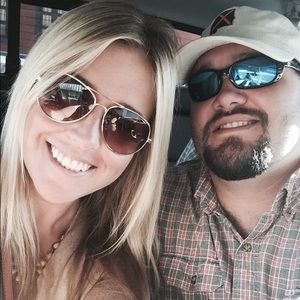 Meet your Posher, Roxanne