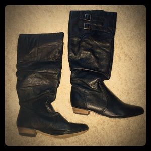 Donating soon! New Black Steve Madden Boots