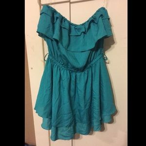 Strapless ruffled shirt