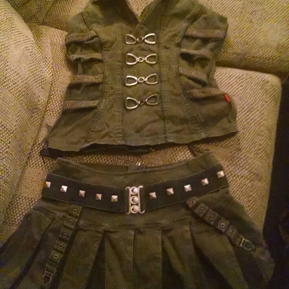 Tripp halter top and skirt