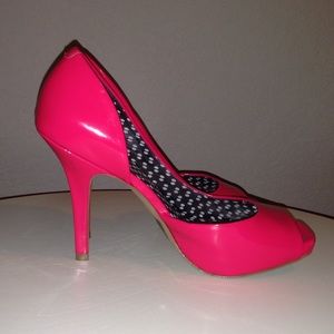 Jessica Simpson Peep Toe Pumps