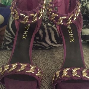 Paper Fox Stelletoes.