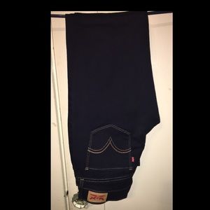 Levis 524 skinny jeans