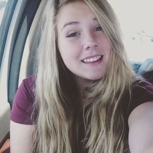 Meet your Posher, Makayla