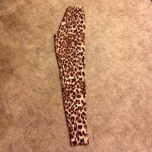Leopard leggings