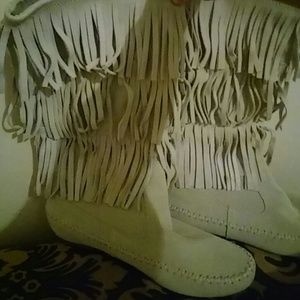 Fringe leather boots
