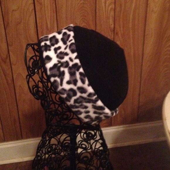 Hat - Picture 1 of 1