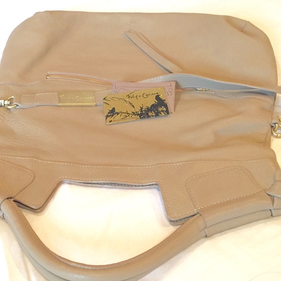 🎉SOLD PRIVATELY🎉 - Picture 3 of 4