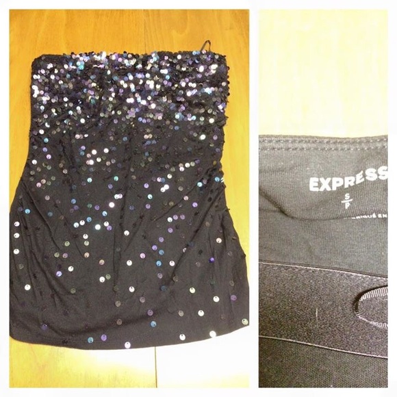 ‼️‼️SOLD‼️‼️Express strapless top‼️‼️ SOLD‼️‼️