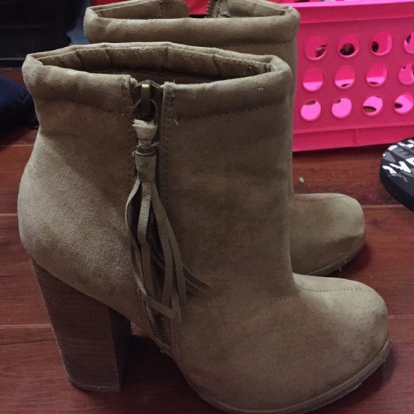 Fashion boots
