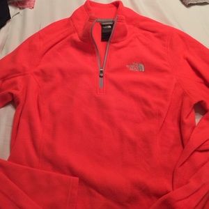 North face 1/4 zip pull over