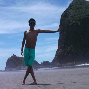 Meet your Posher, Omar