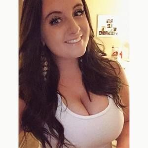 Meet your Posher, Chelsey