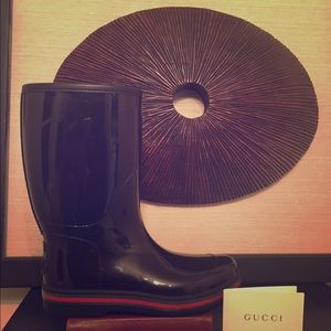 Gucci Men's Rubber Brest Rain ☔️Boots Sz 6 US 7
