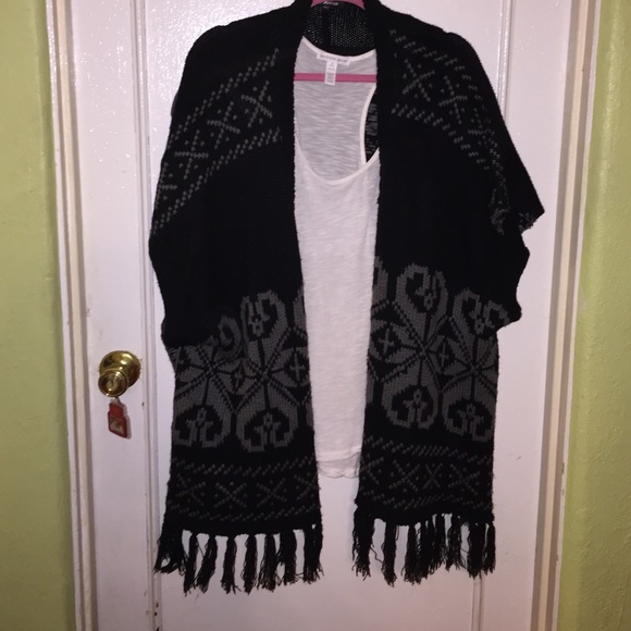 Black Patterned Cardigan