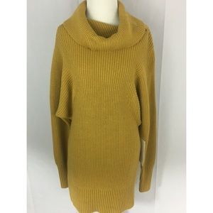 Turtle neck zip sweater tunic